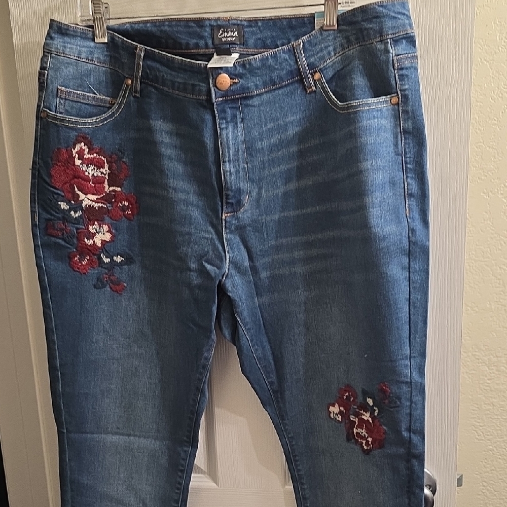 Simply Emma Blue Skinny Jeans with Burgundy Floral Embroidery Size 18W